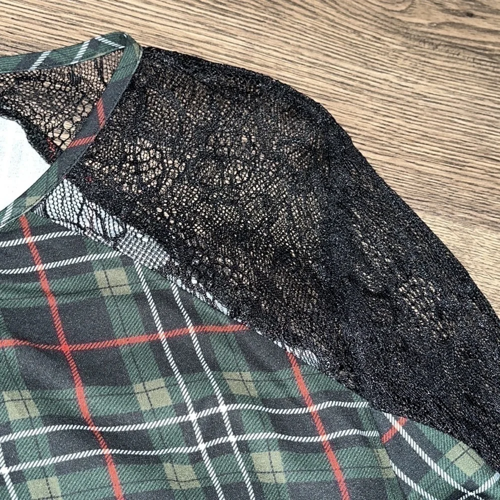 Cremieux women’s green and black plaid and lace blouse size Large - Picture 5 of 8
